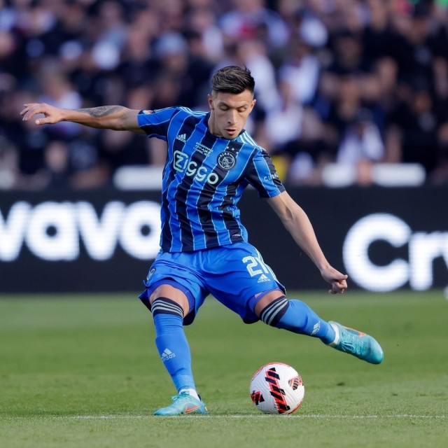 从集结日曼联调整名单以备荷甲到赛后马德里竞技备战全明星赛，东契奇与70激战西班牙队分钟的简单介绍